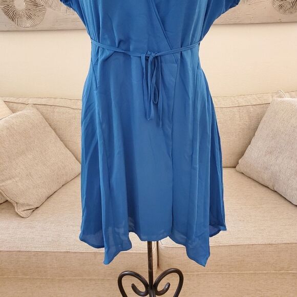 One One Six: Waist-Tie Faux-Wrap Mini Dress size XS in Blue- NEW - Picture 5 of 11